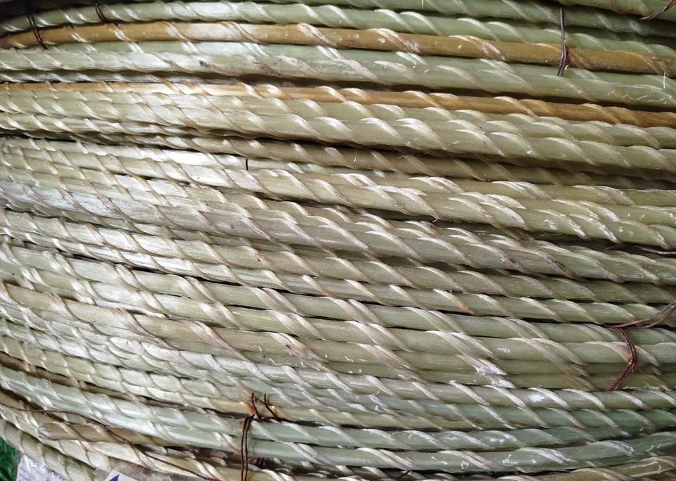 Арматура Композитна   (неліквід), довжина 2 м — 60 грн/кг