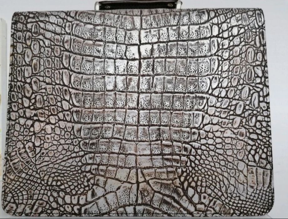 Skórzana męska aktówka Giemme mieści A4