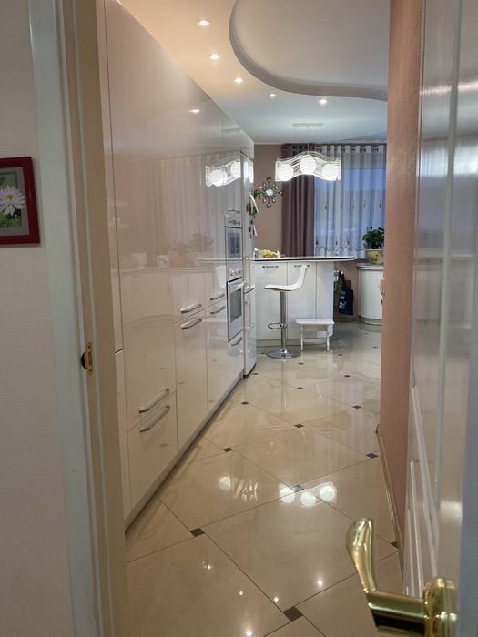 3к квартира VIP с шикарным ремонтом