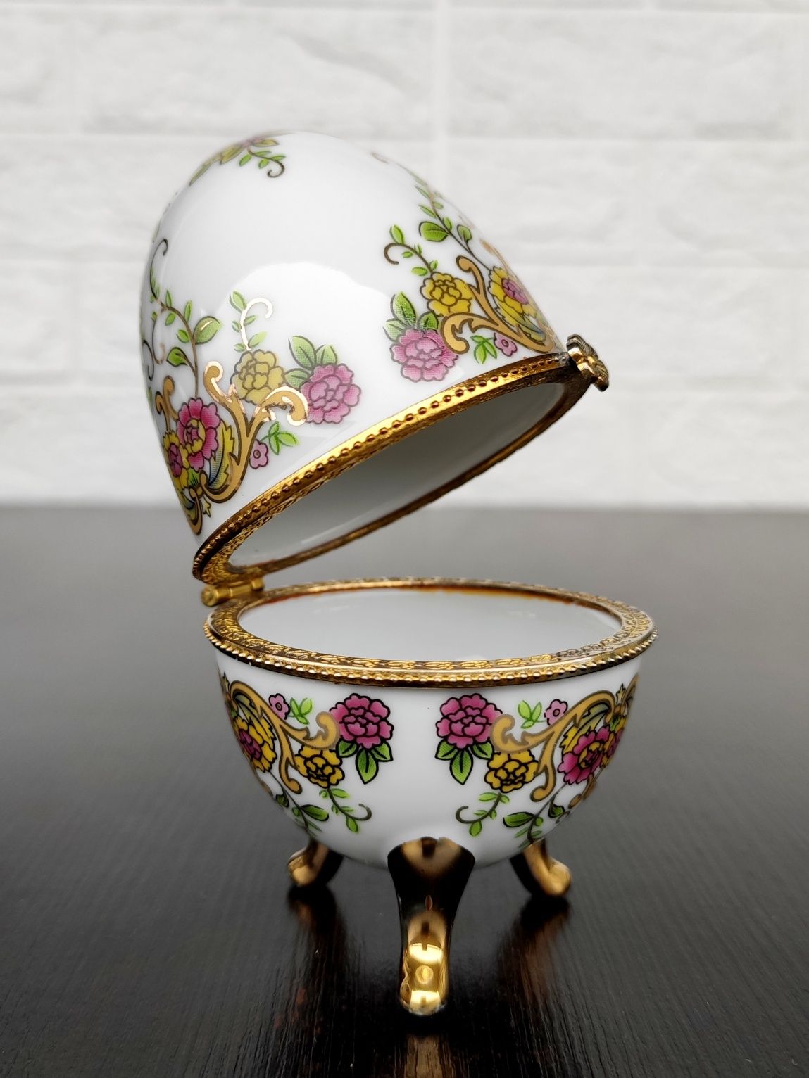 Vintage! Szkatulka.Jajko wielkanocne porcelanowe w stylu Faberge.