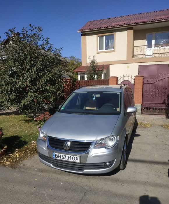 Продам Touran 2007