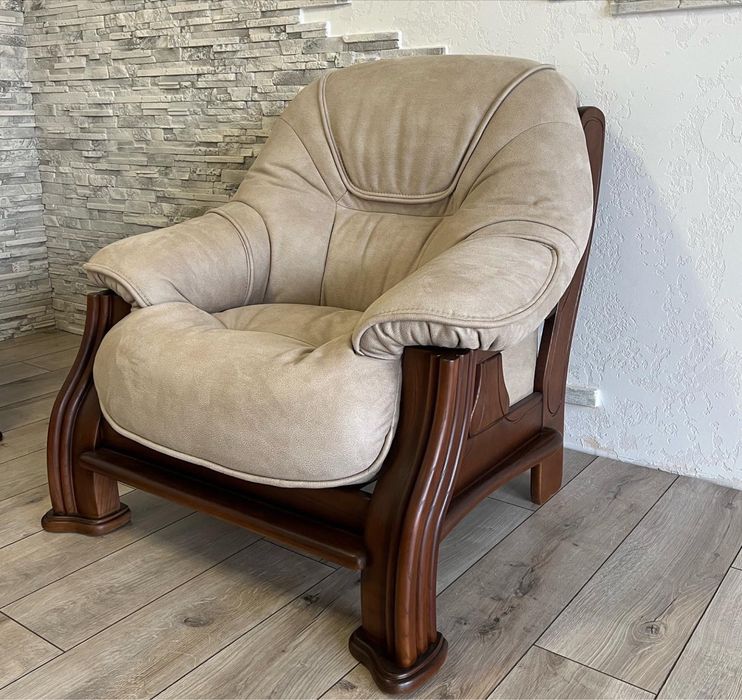 Перетяжка мебели