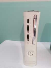 Konsola Xbox 360, zasilacz, kabel AV, 2 gry