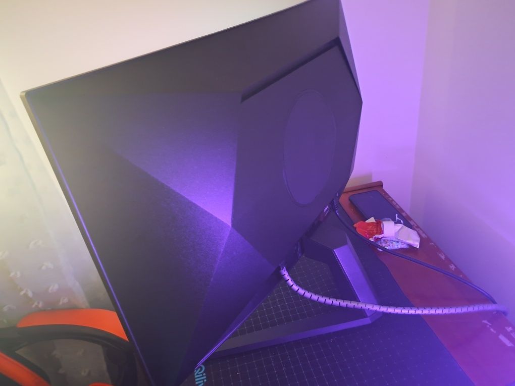 Monitor gaming  AOC
