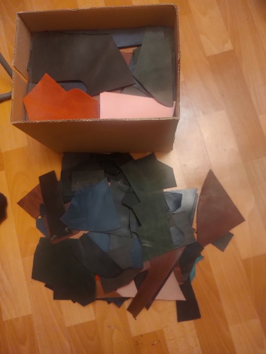 Шматки шкіри обрізки залишки шкіри шкіра крейзі хорс куски кожи кожа