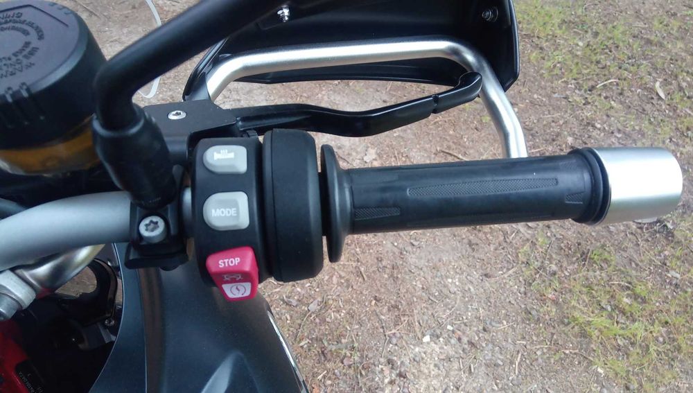 BMW F 700 GS 
Máquina ideal para os seus passeio de fim de semana