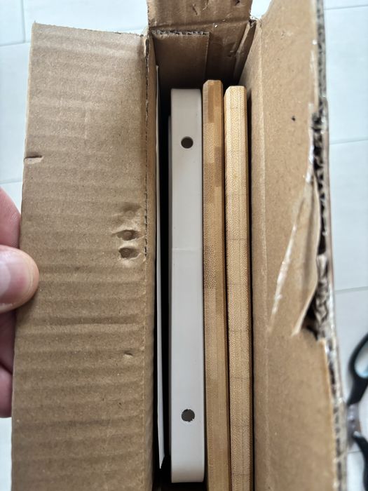 Zestaw dwóch małych stolikow podnóżkow