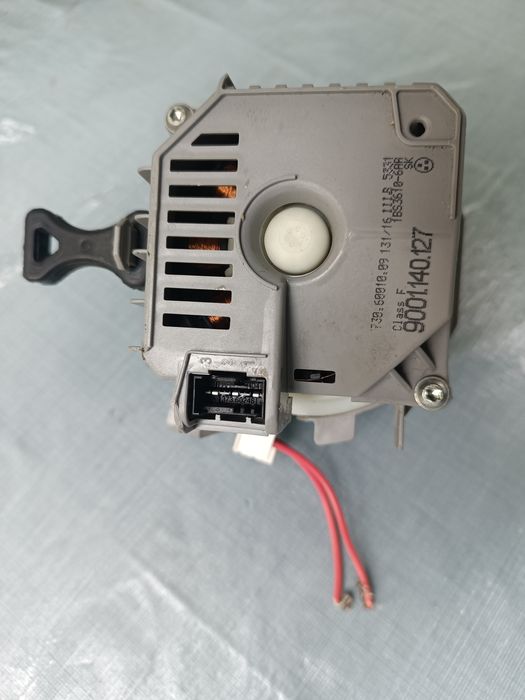 Tą pogrzałka do zmywarki Bosch albo Siemens mała skręcana