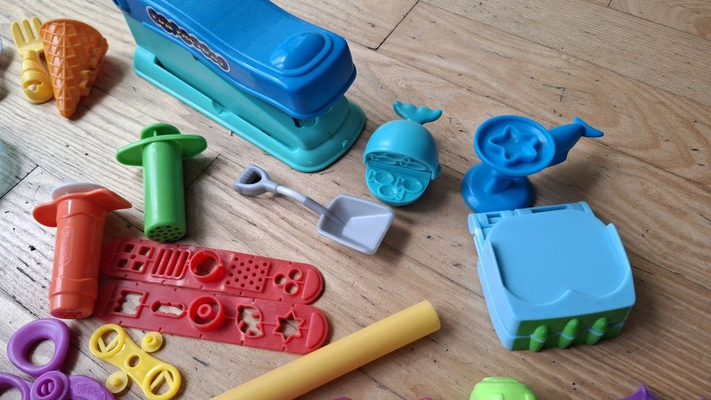 Ciastolina zestaw fryzjer, lodziarnia i inne play-doh