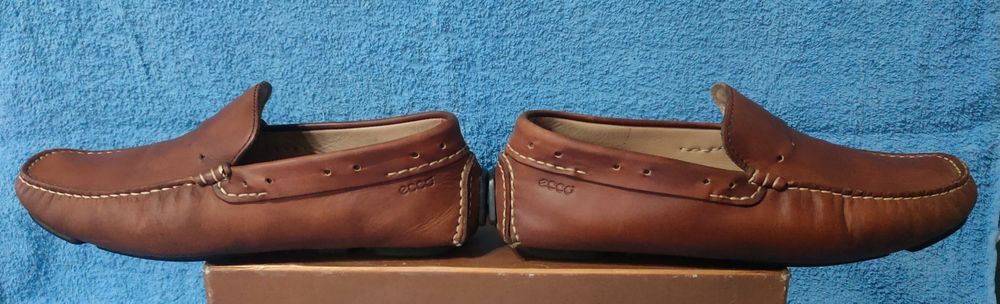 Продам мокасины Ecco стелька 27 см