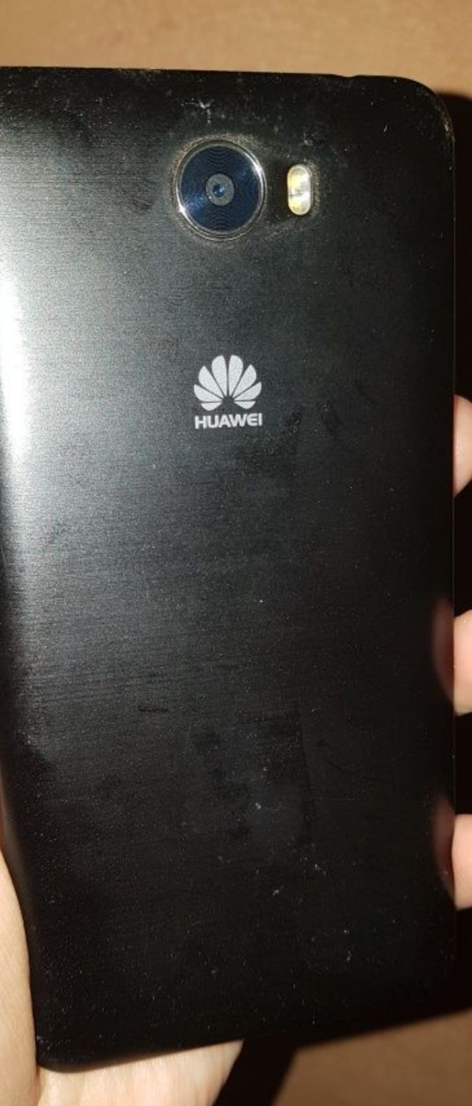 Телефон huawei смартфон