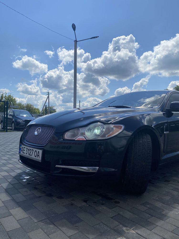 Продам Jaguar xf 3.0