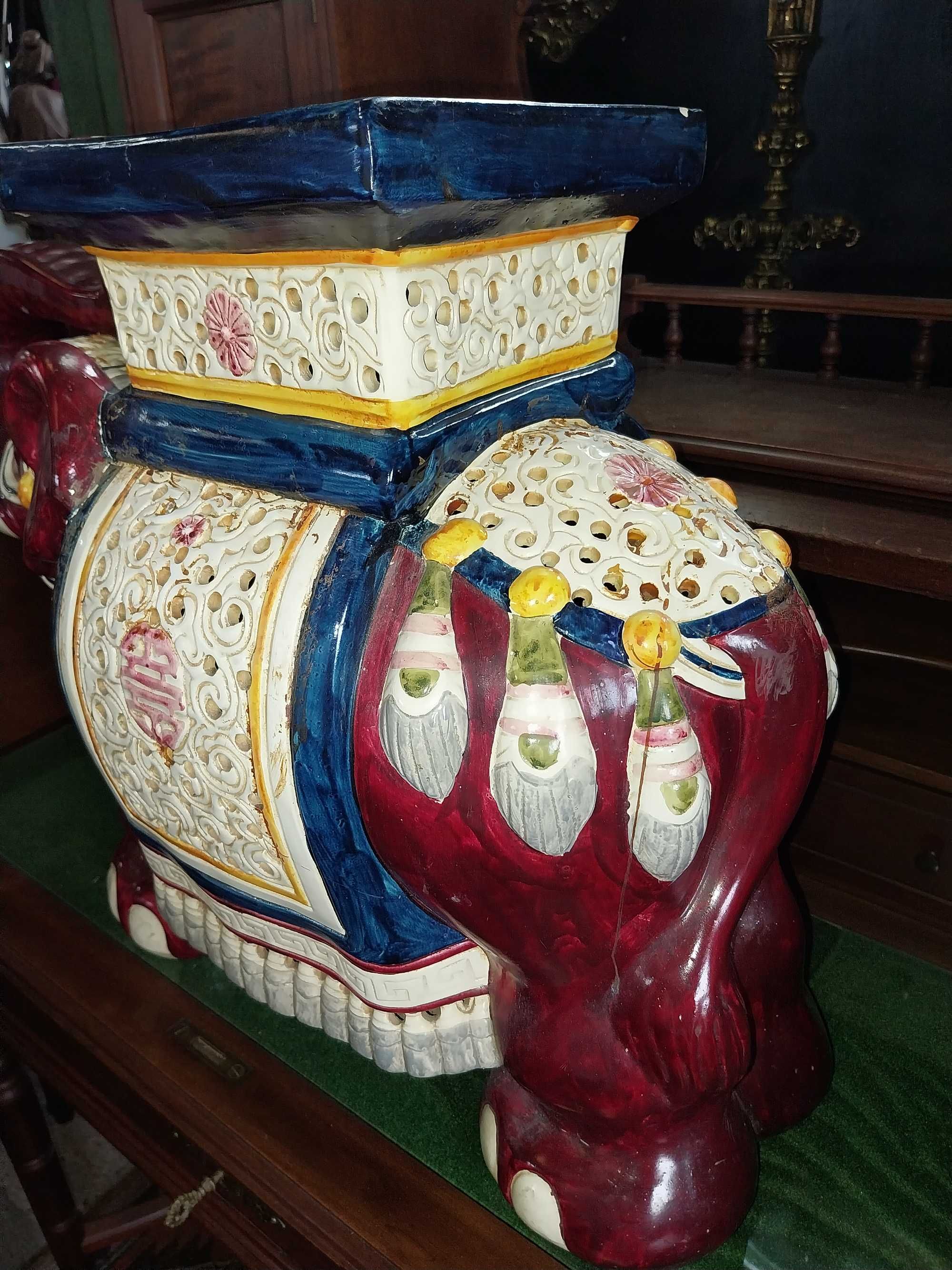 Vendo elefante decorativo chinês