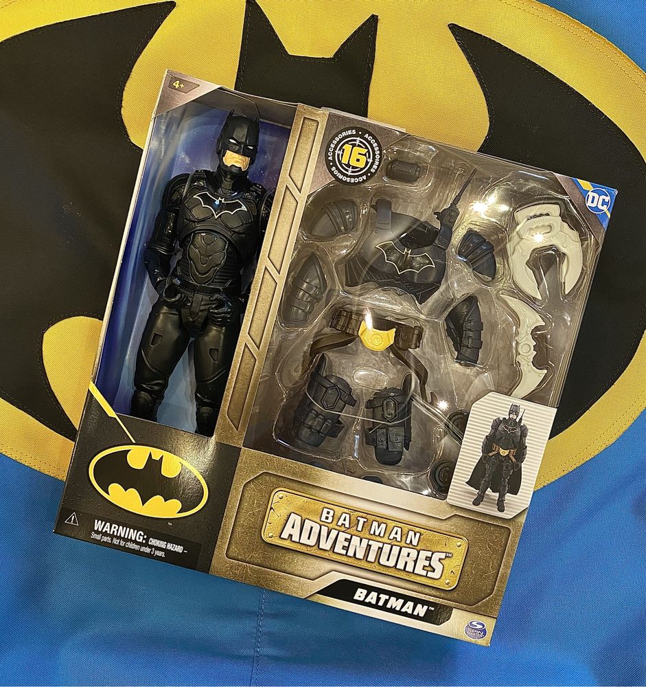 Фигурка Бэтмена с 16 предметами Batman Figure. Ориринал! Новое!