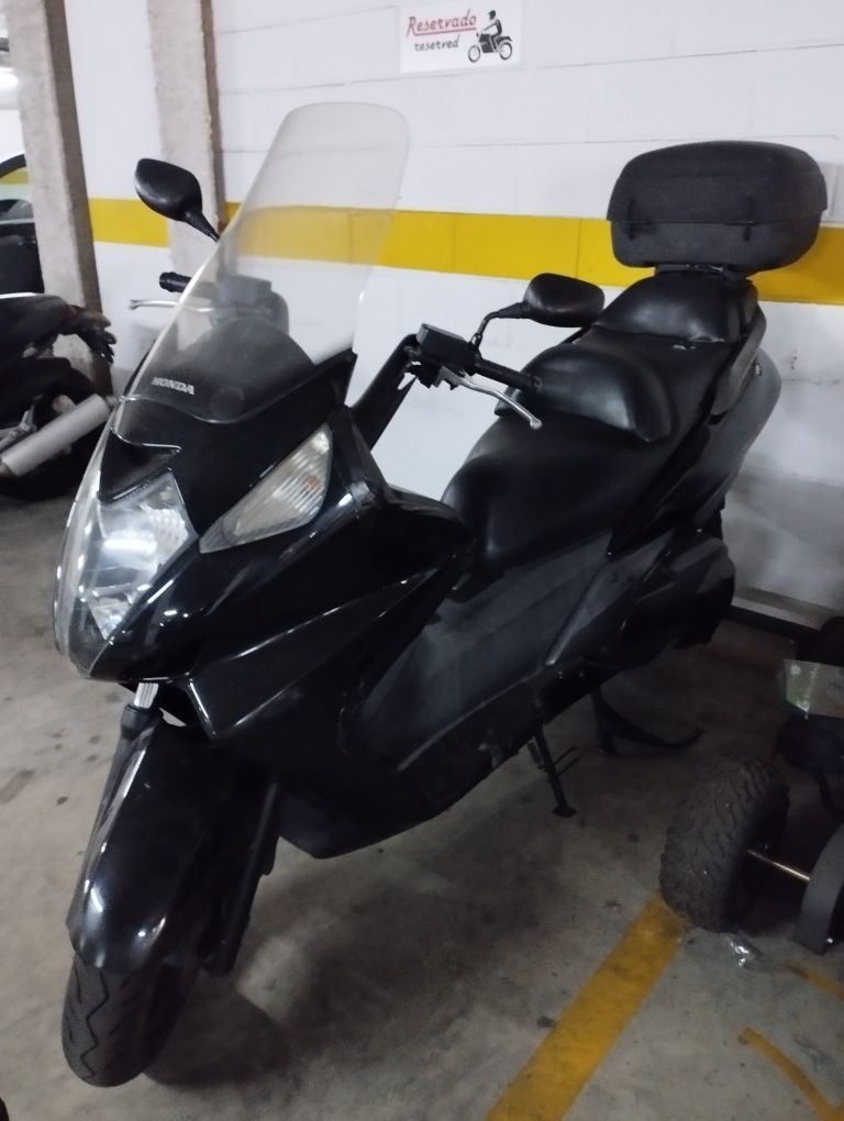 Honda Silver Wing 400