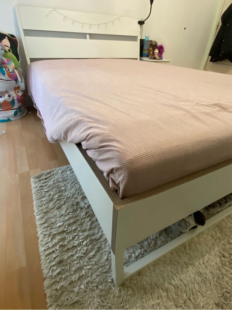 Cama de casal IKEA TRYSIL