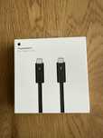 Kabel Apple thunderbolt 4 pro nowy 1.8m