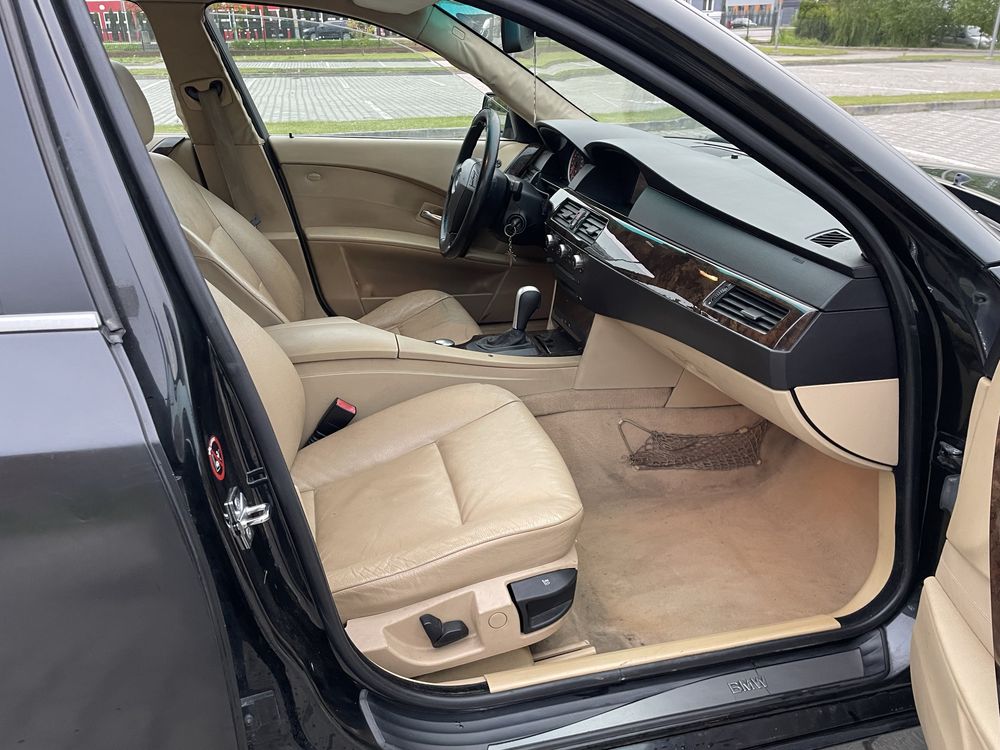 BMW e61 525d Automat M57 2005r Xenon Uszkodzone