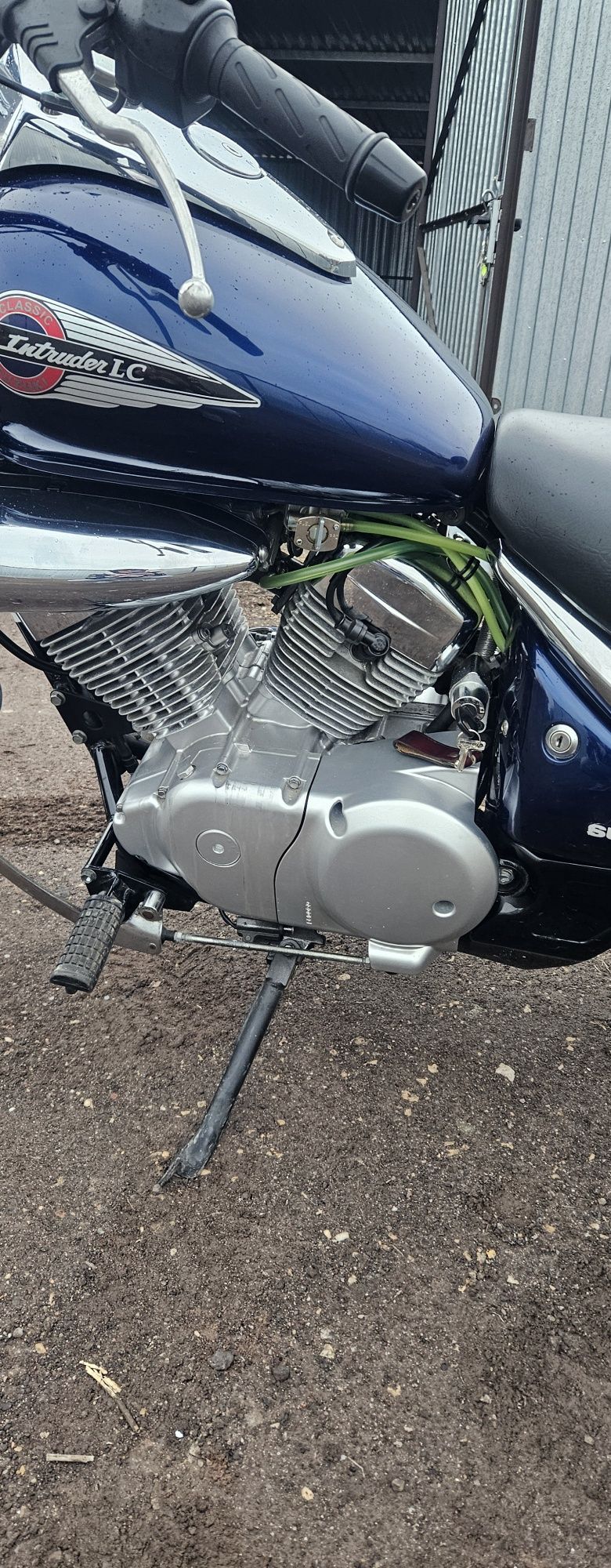 Suzuki intruder 125