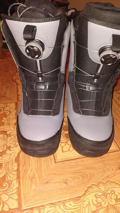 Продам ботинки для сноуборда