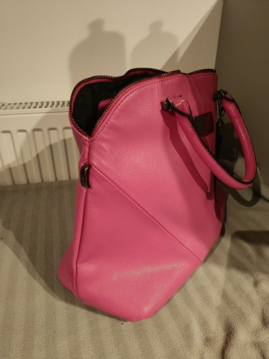 Różowa torebka Mohito