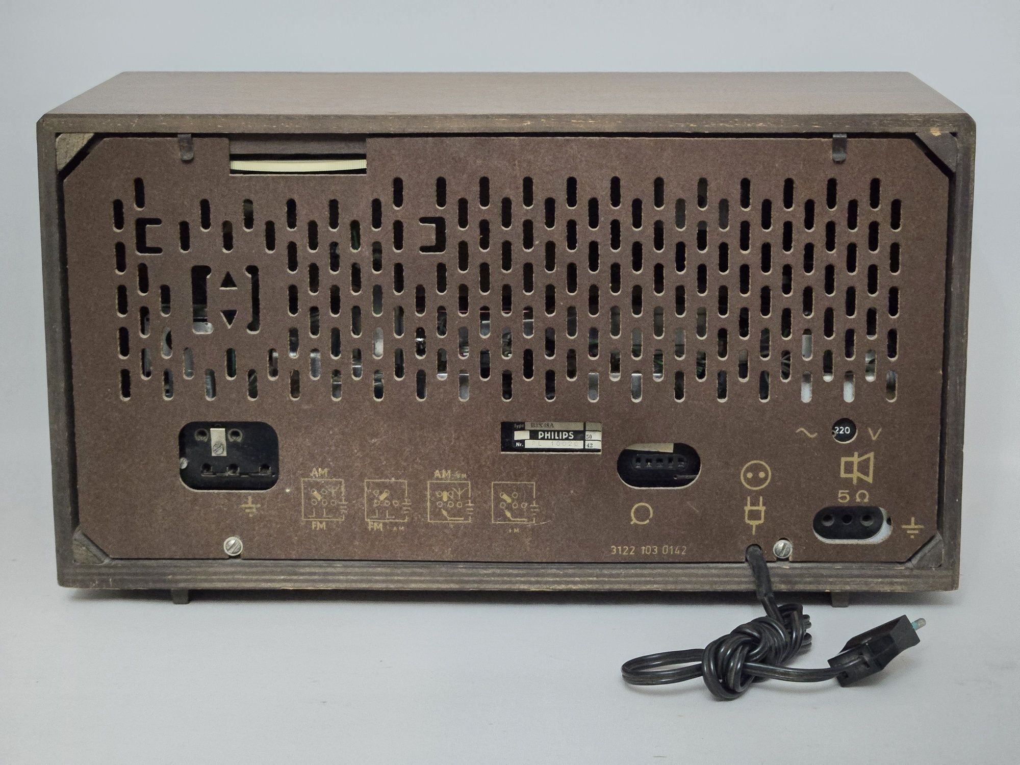 Rádio antigo reparado Philips