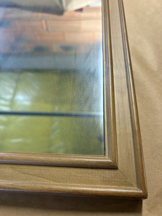 Lustro w pięknej ramie