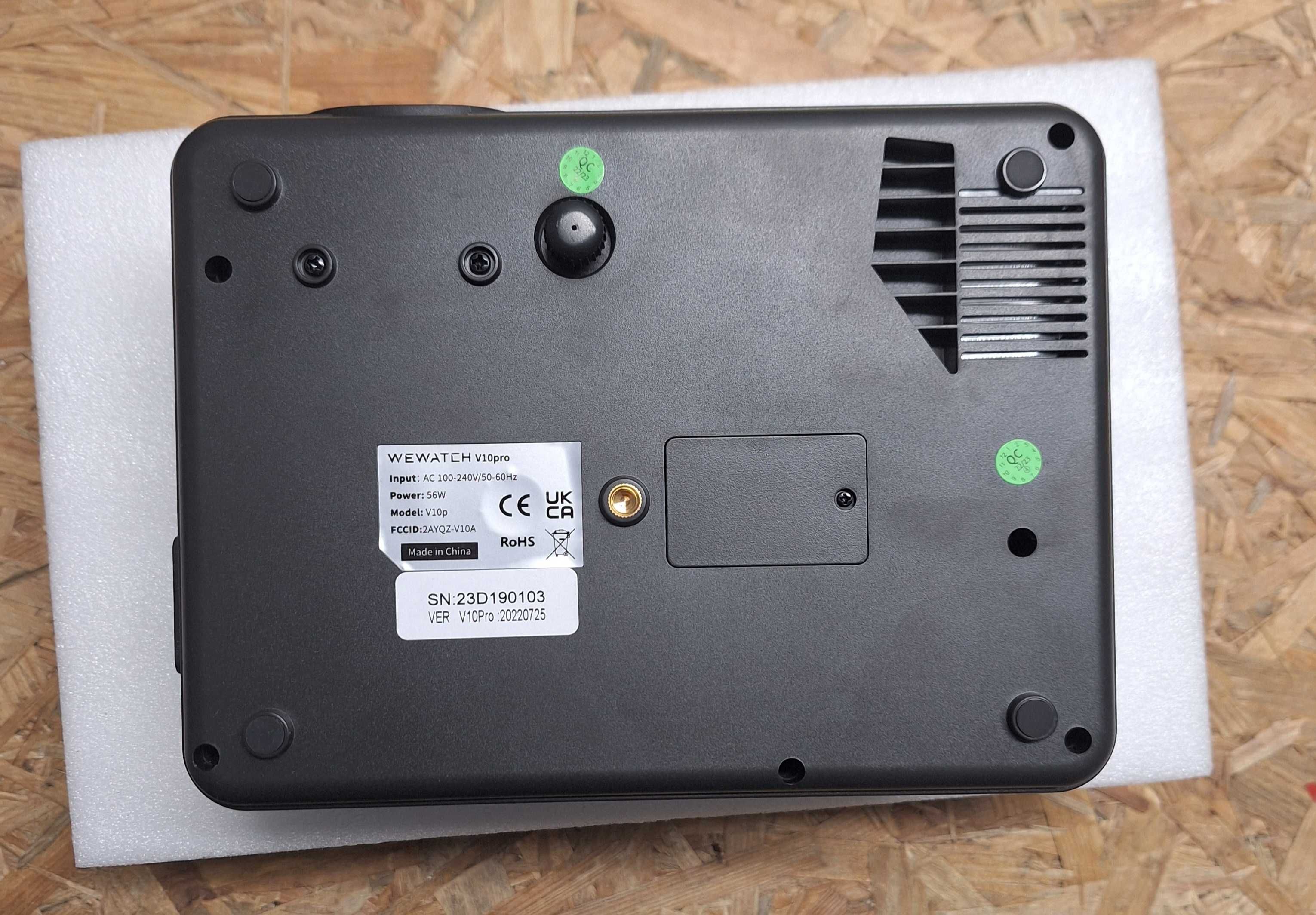 Projektor LCD WEWATCH V10PRO czarny