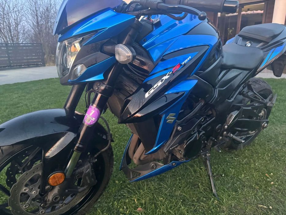 Suzuki GSR Suzuki GSX750S GSR 1000 MT07 18r ABS