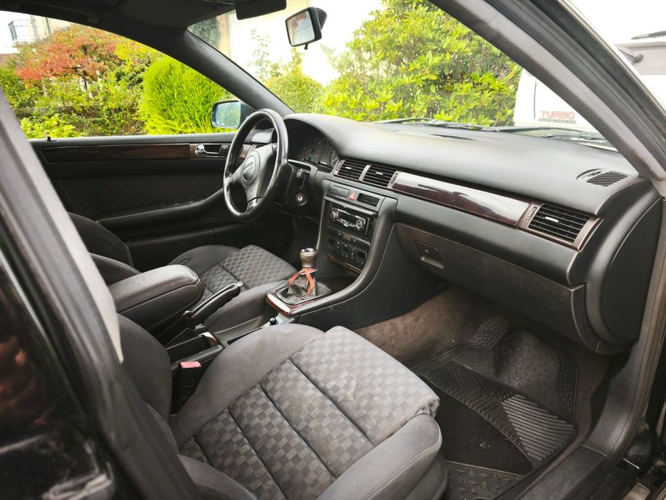 Audi A6 1.9 TDI (110CV)