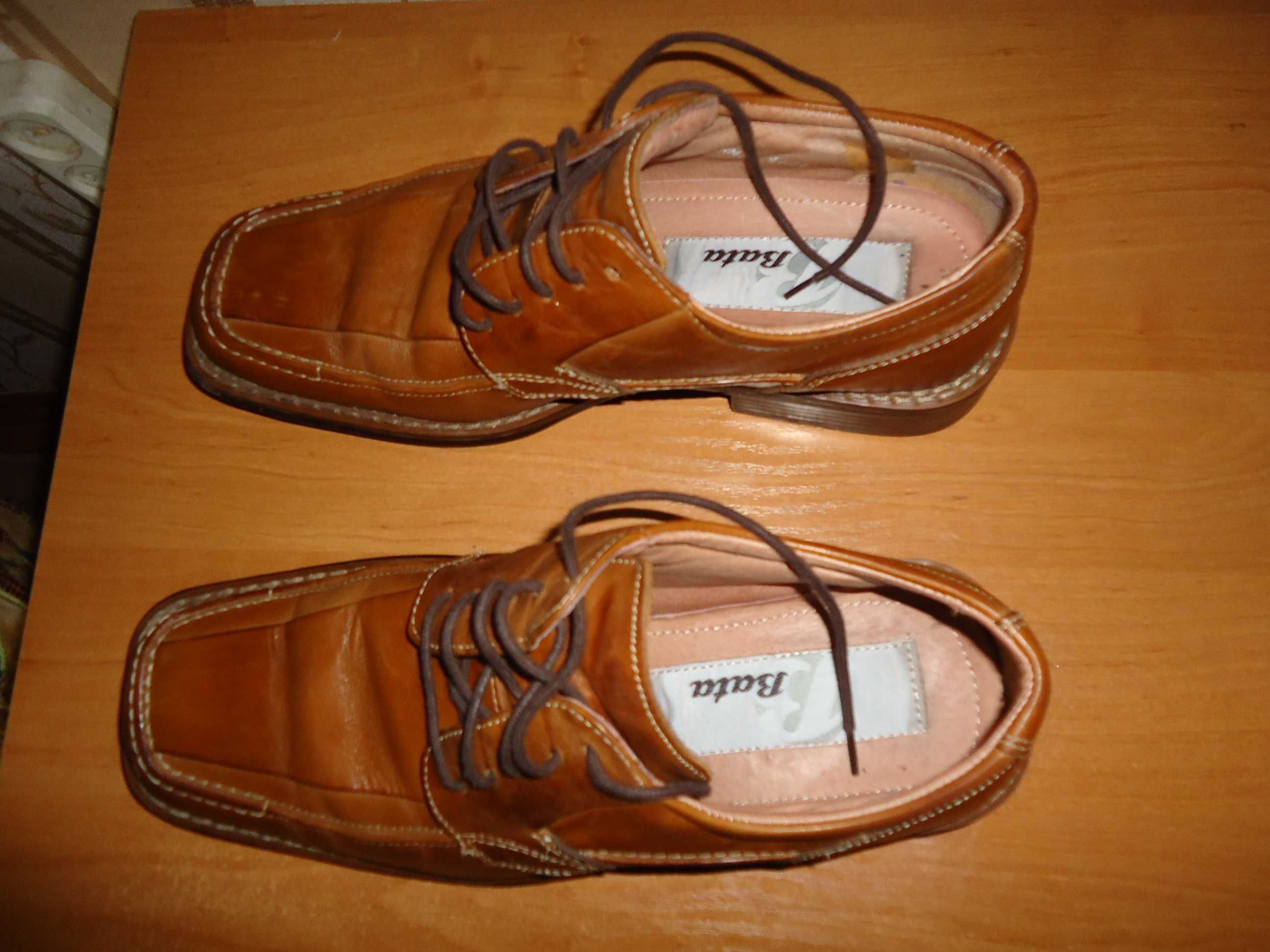 Мужские, кожаные ботинки BATA, размер 41(27)