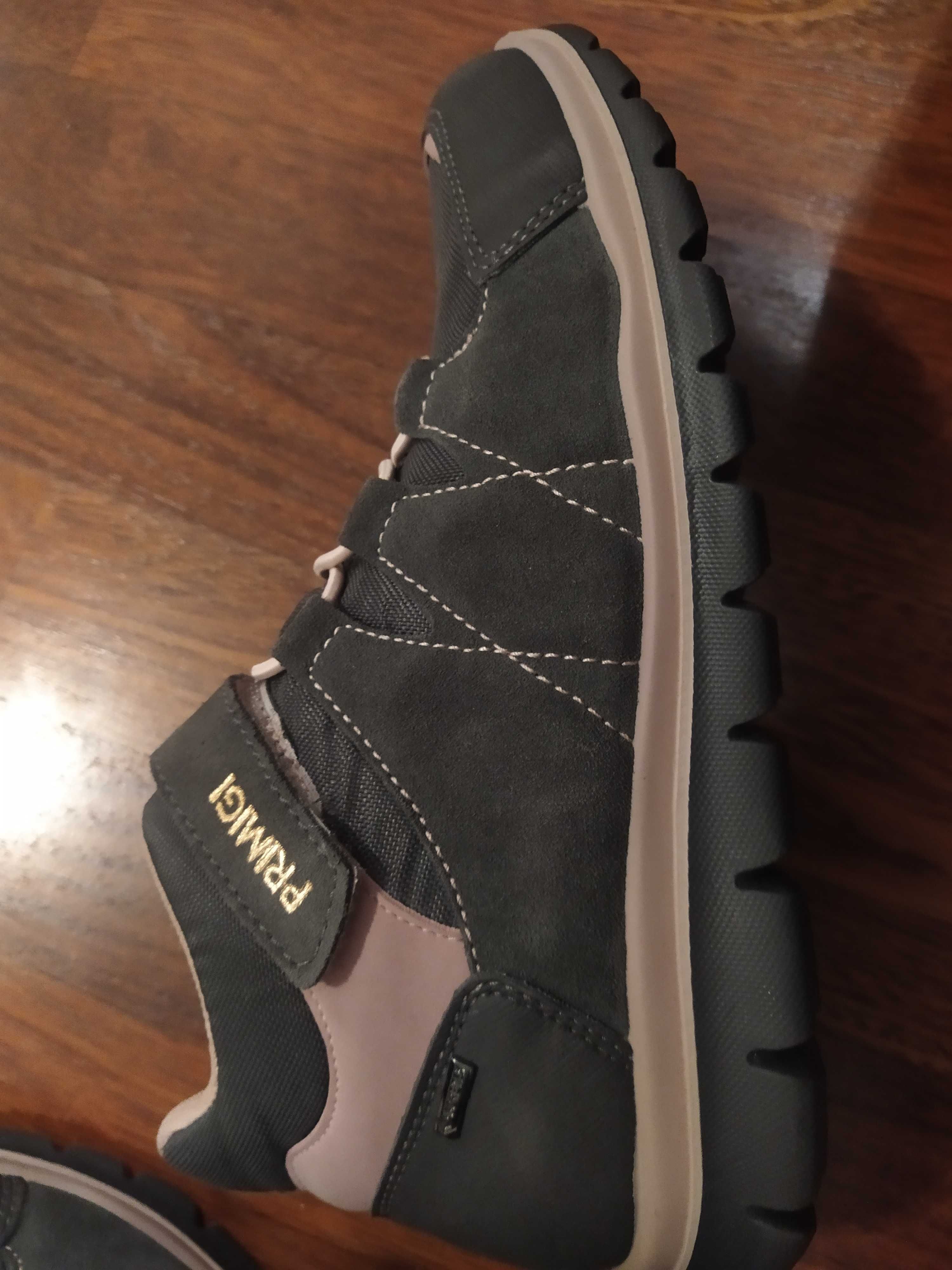 Buty Primigi nowe z metką r. 39