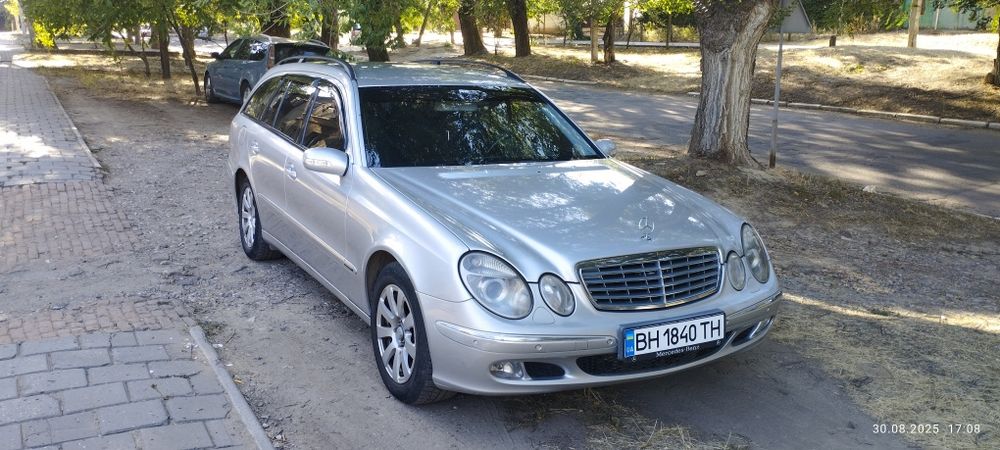 Продам Мерседес Е270