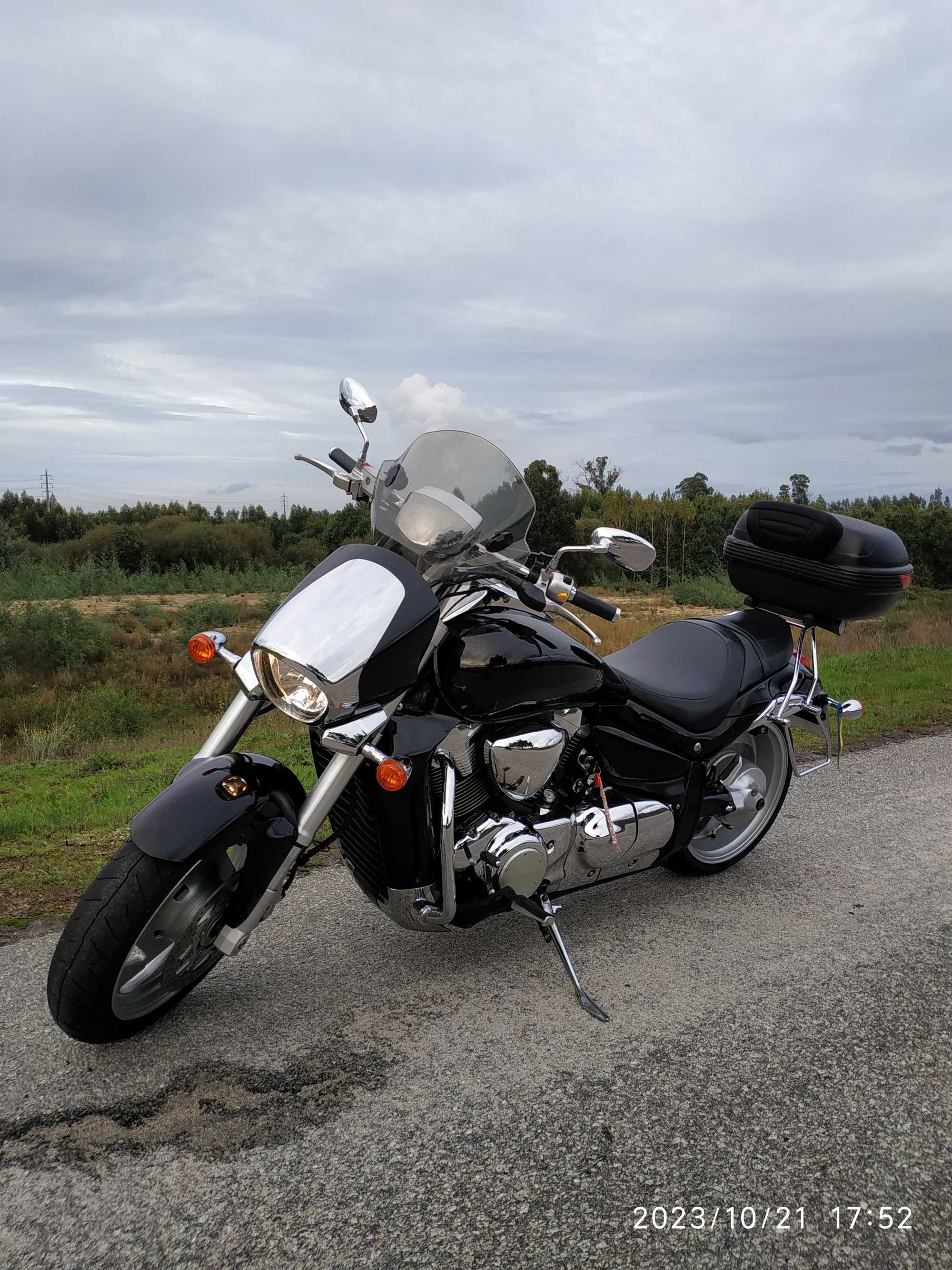 Suzuki intruder VZR 1800 R