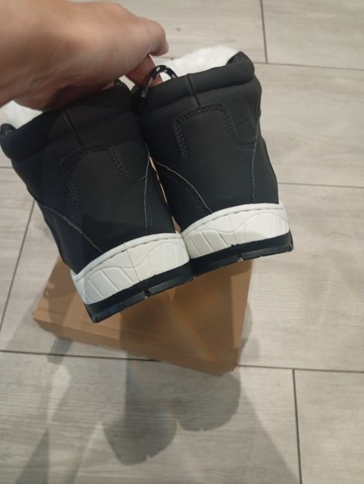 Trapery damskie nowe r40 zimowe ocieplane