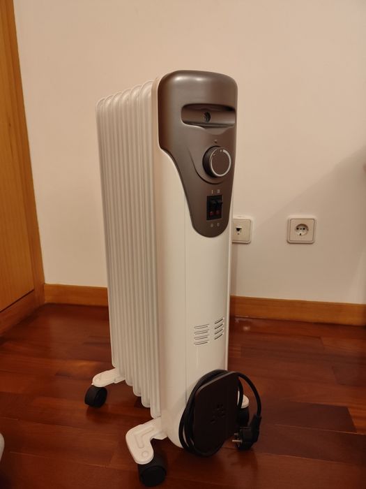 Aquecedor Celcia ( 1300 W )