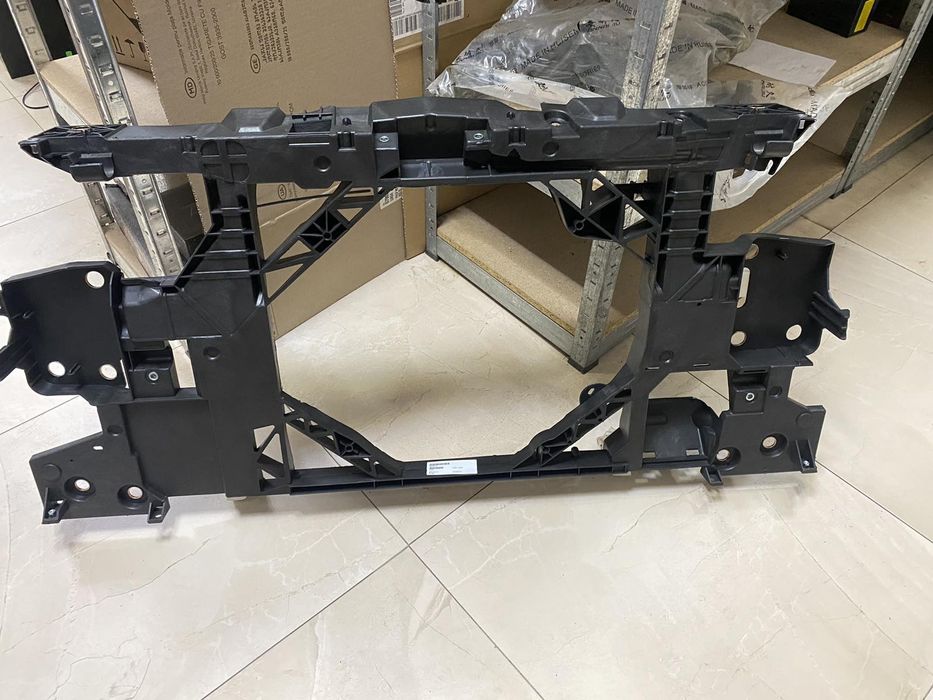 Продаж автозапчастин