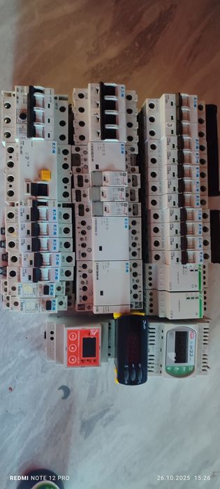 Styczniki, sterowniki,przekaźniki itd