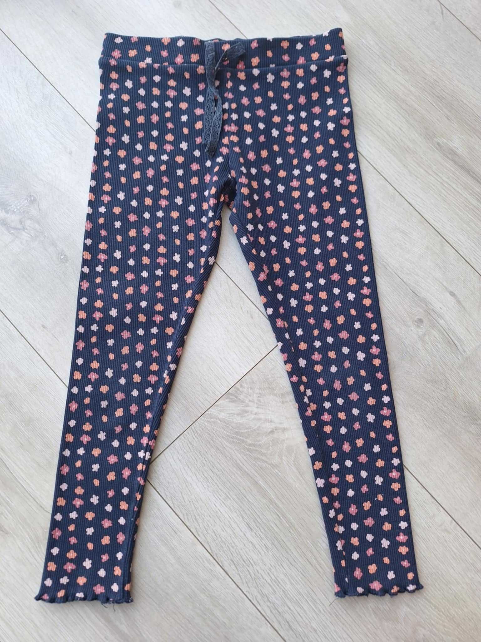 Legginsy Primark w kwiatki 116 cm / 5-6 lat