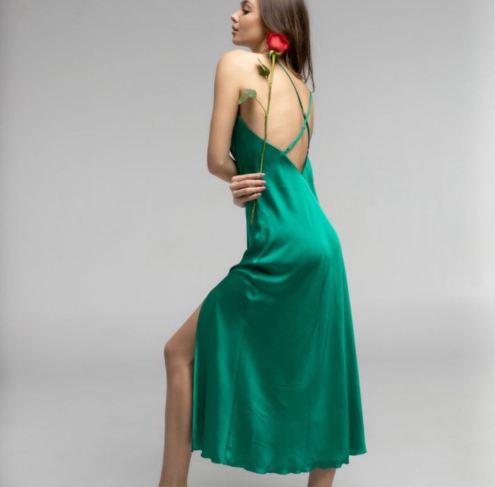 Сукня-комбінація кольору, максі, нова