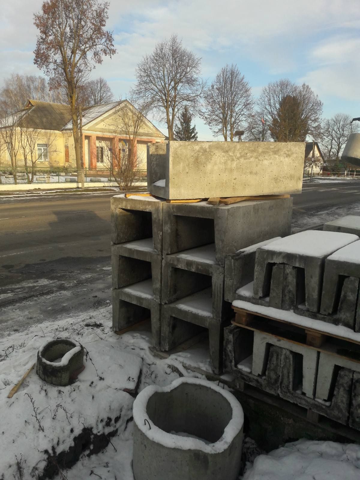 Лоток бетоний,жолоб