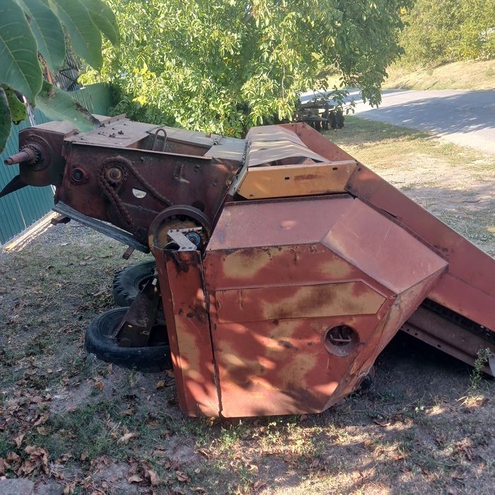 Продам кукурудзяну приставку