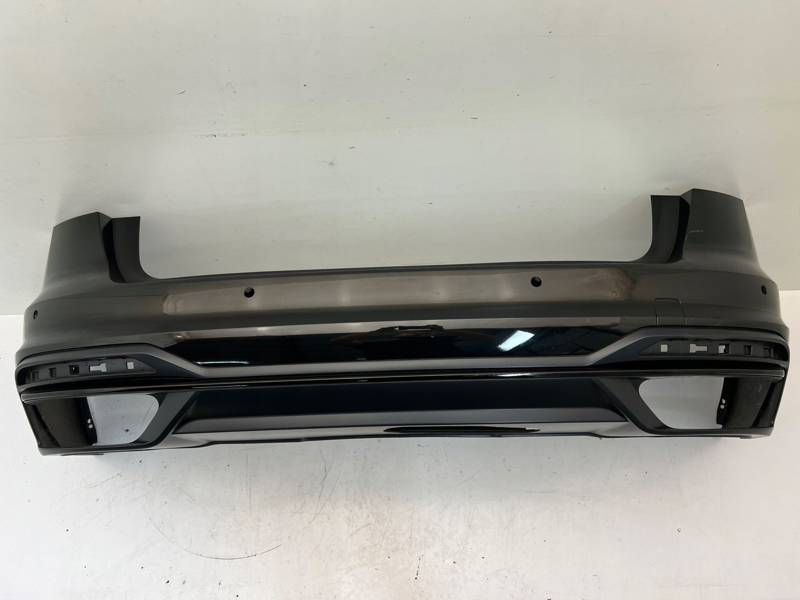 Audi A4 B9 8W9 s line Lift Kombi Avant Zderzak Tylny tył 4xPDC 19