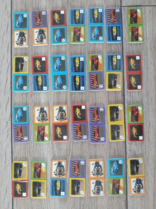 Aleksander  zestaw gier 4w1 auta, domino, puzzle, memory, Piotruś