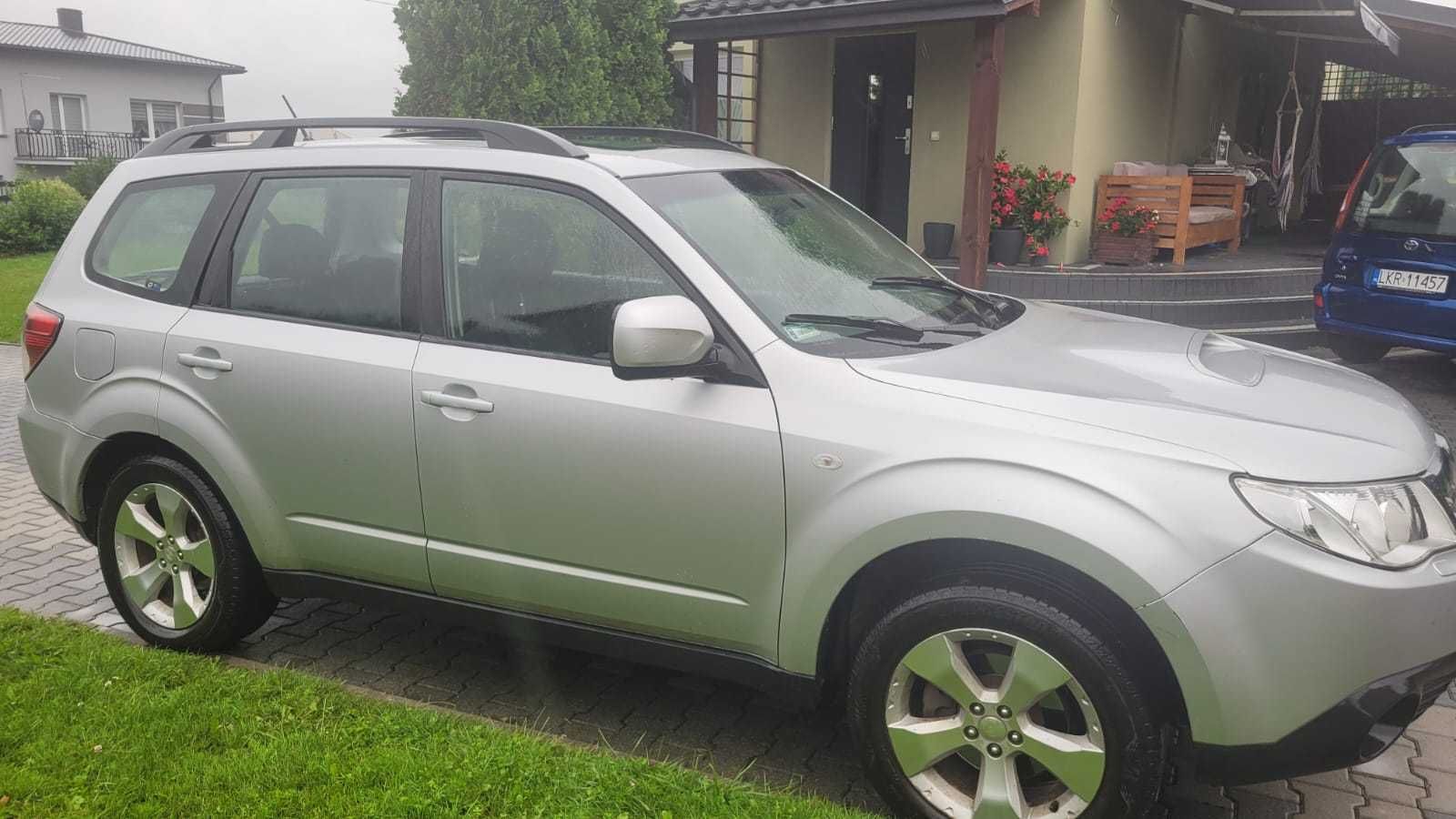 Sprzedam subaru forester 2010