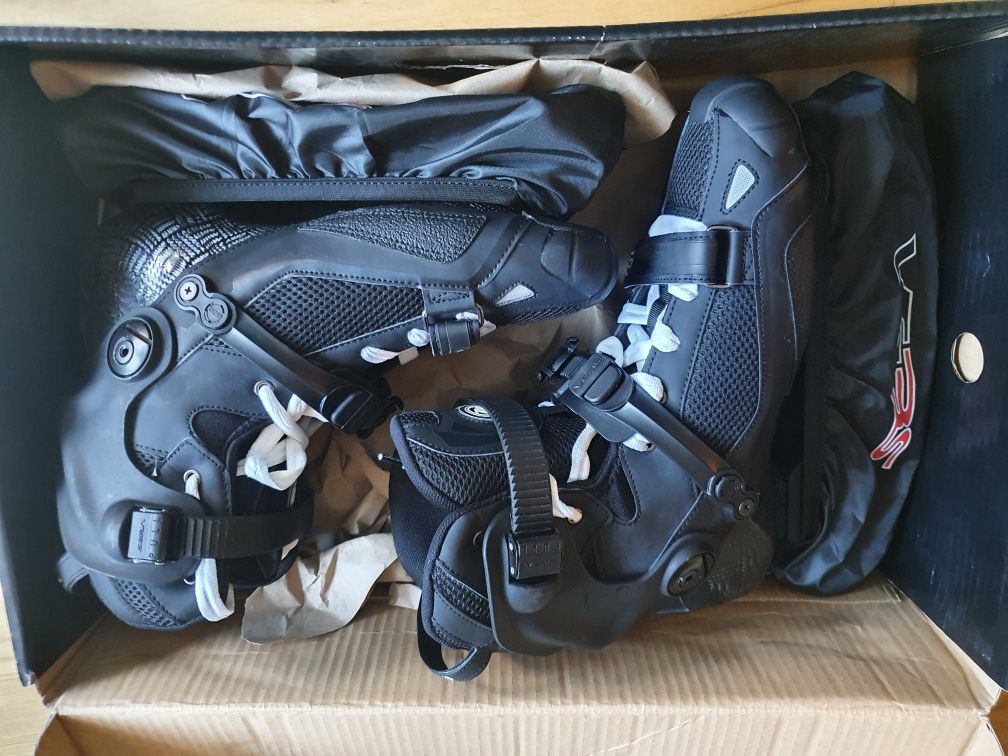 Seba High Light Carbon r 44 wk 28cm Black Boot Only Rolki