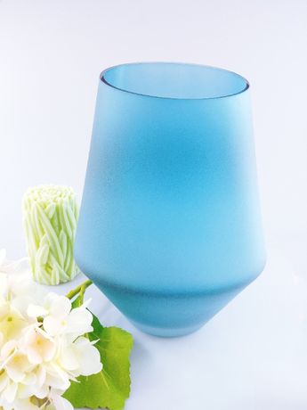 Szklany wazon – niebieski mat