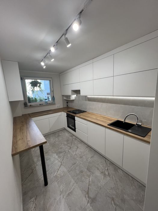 Meble na wymiar / Kuchnie / Szafy / Zabudowy / Realizacja Projektantow