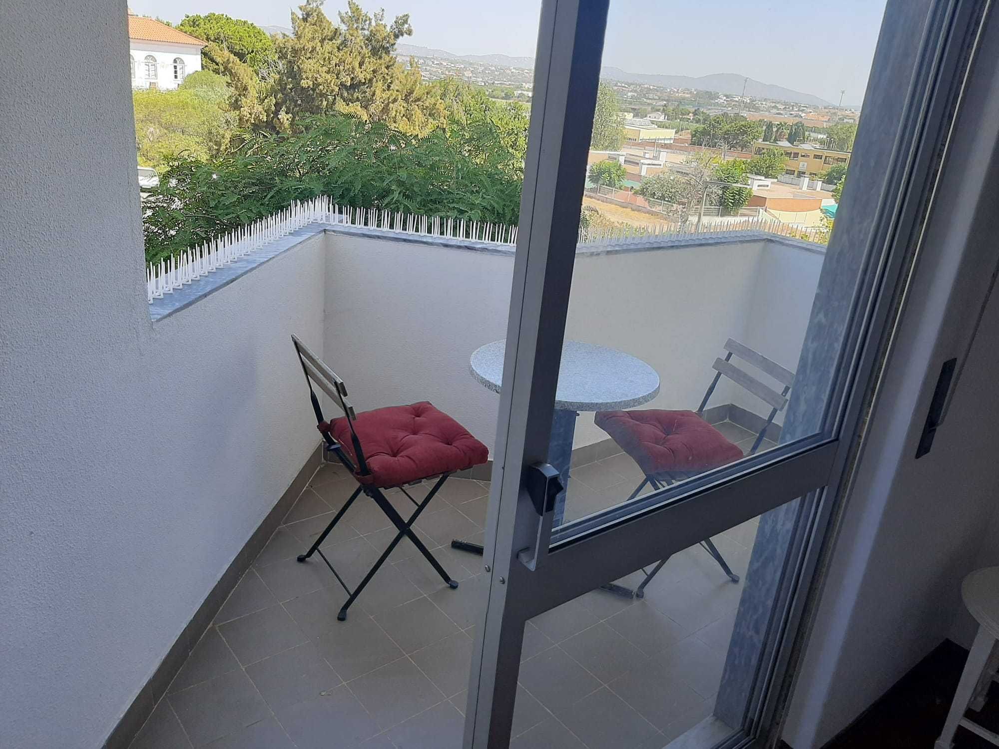 Quarto para Arrendar  Estudantes - Em frente Campus Penha