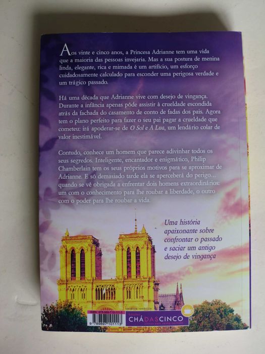 Tudo o que ficou para trás
de Nora Roberts
